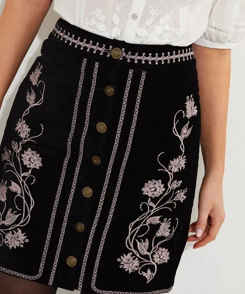 Apparel Skirts Joebrowns Embroidered Skirt Black