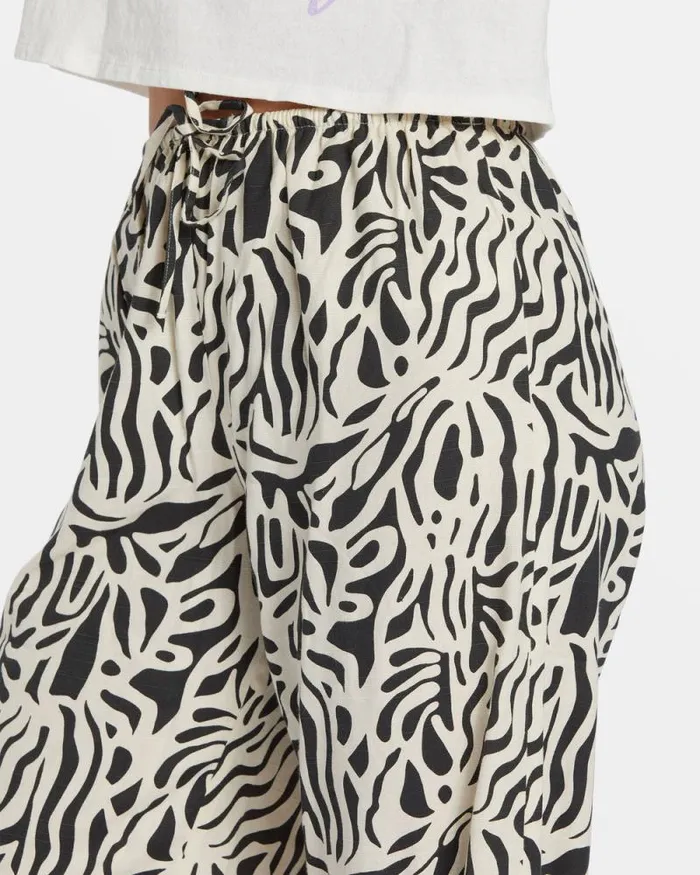 Billabong Jeans and Pants La Cala Printed Flared Pants Black Sands 8211 Women
