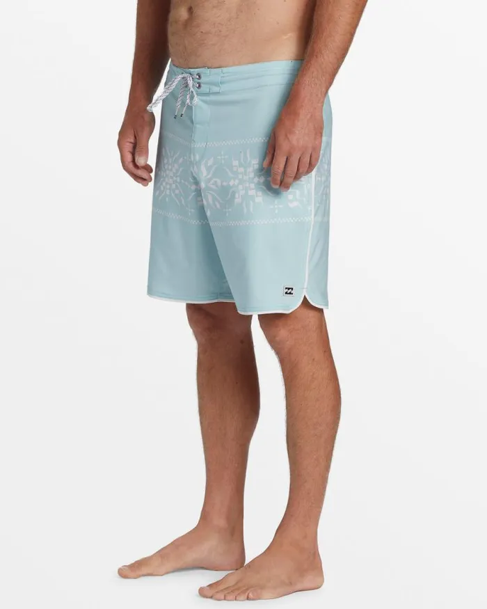Billabong Lo Tide Boardshorts 73 Lo Tide 18034 Boardshorts Sea Fog 8211 Men