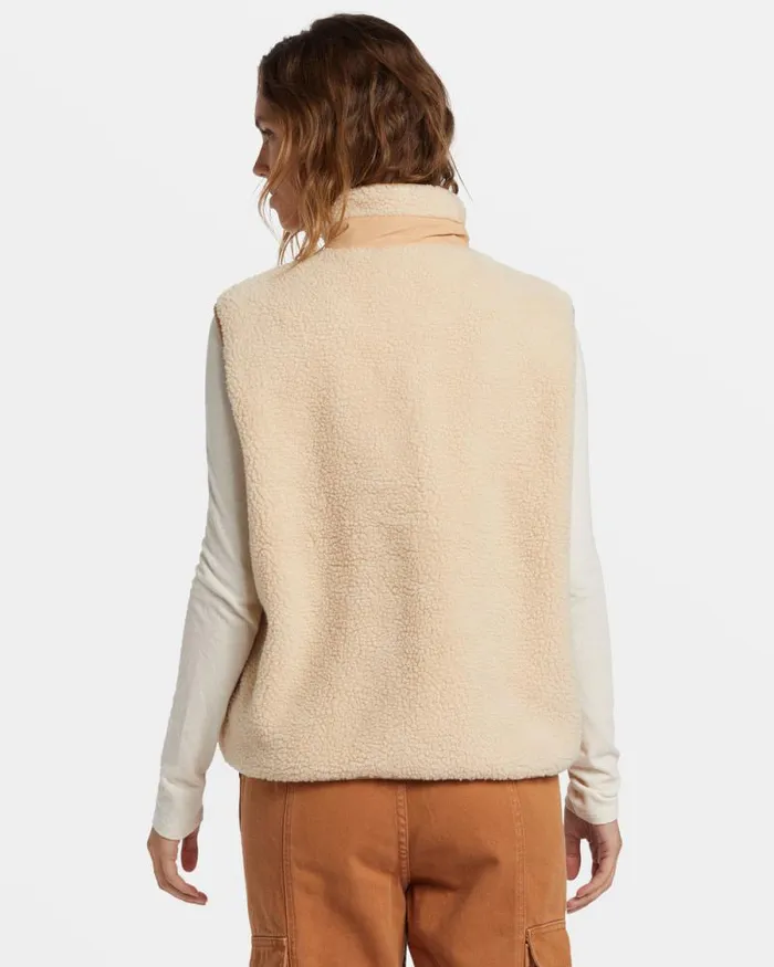 Billabong Sweatshirts and Fleece Hike Up Sherpa Vest Oat 8211 Women Billabong Sweatshirts and Fleece Hike Up Sherpa Vest Oat 8211 Women