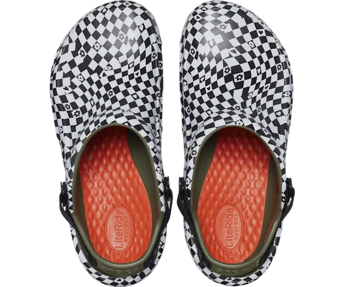 Bistro Pro LiteRide Graphic Clog Black White Women Crocs Clogs