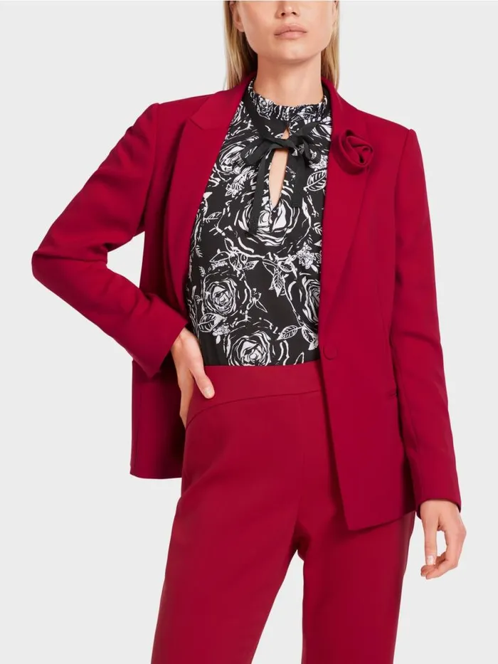 Blazer Damen Marc Cain Krpernaher Blazer Mit Bltenapplikation Bright Burgundy