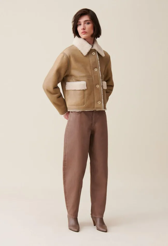 Claudie Pierlot Short Beige Shearling Jacket Women Coats Claudie Pierlot Short Beige Shearling Jacket Women Coats