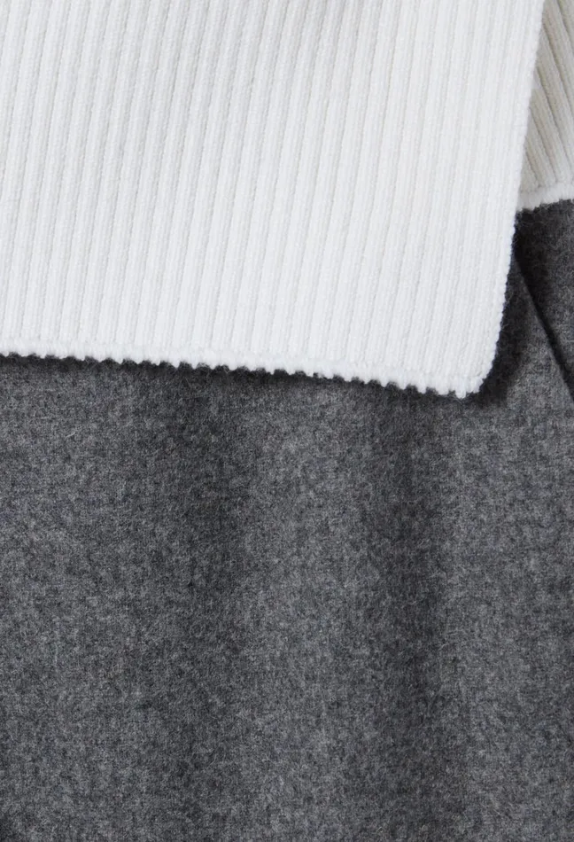 Claudie Pierlot Straight Trousers Contrast Belt Gris Fonce Women Jeans And Trousers Claudie Pierlot Straight Trousers Contrast Belt Gris Fonce Women Jeans And Trousers