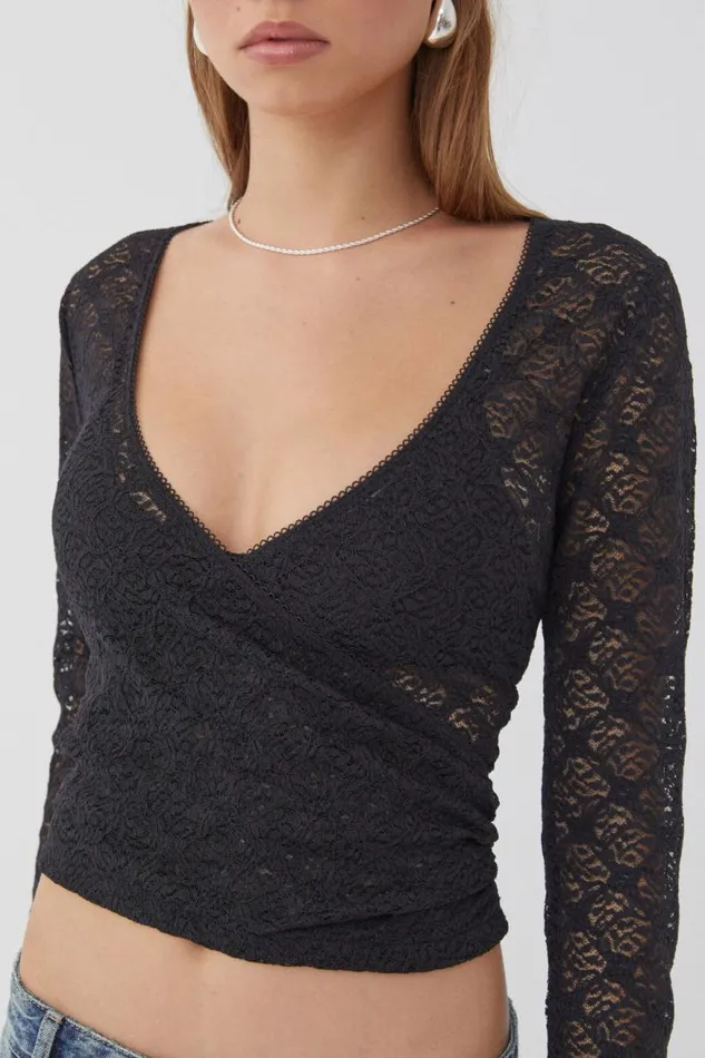 Clothing Supr Long Sleeve Tops Macy Long Sleeve Lace Wrap Top Black