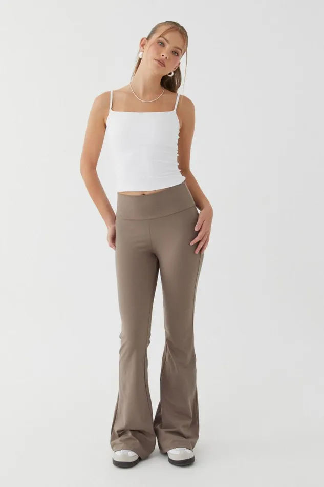 Clothing Supr Pants Active Flare Pant Creamy Mocha