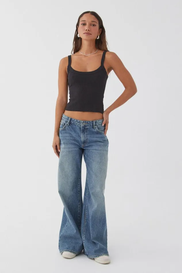 Clothing Supr Tank Tops Riri Scoop Neck Tank Black