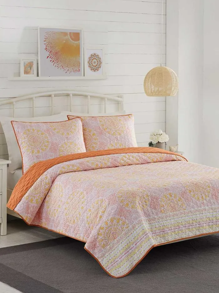 Comforters and Quilts Accessories Jessica Simpson Medallion 3Piece Quilt Set