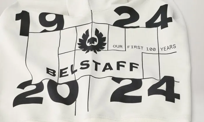 Hoodies and Sweatshirts Men Belstaff Centenary Logo Sweatshirt Chalk British Khaki