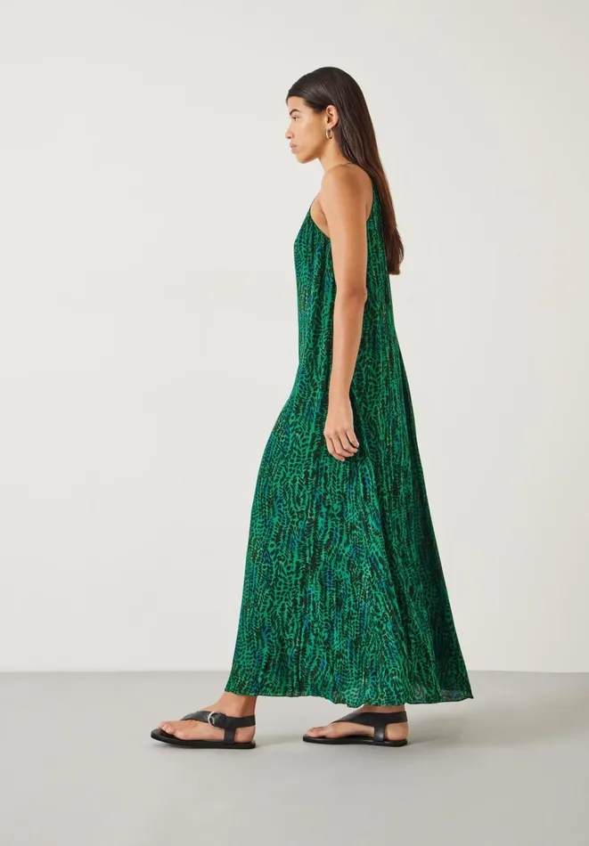 Hush Dresses Women Cassie Relaxed Halter Neck Maxi Dress Watercolour Animal Green Hush Dresses Women Cassie Relaxed Halter Neck Maxi Dress Watercolour Animal Green