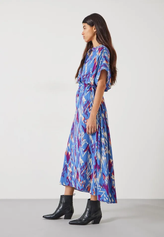 Hush Dresses Women Keisha Relaxed Maxi Shirt Dress Irregular Ikat Blue Hush Dresses Women Keisha Relaxed Maxi Shirt Dress Irregular Ikat Blue