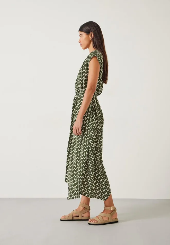 Hush Dresses Women Klara Relaxed Maxi Dress Geo Star Khaki