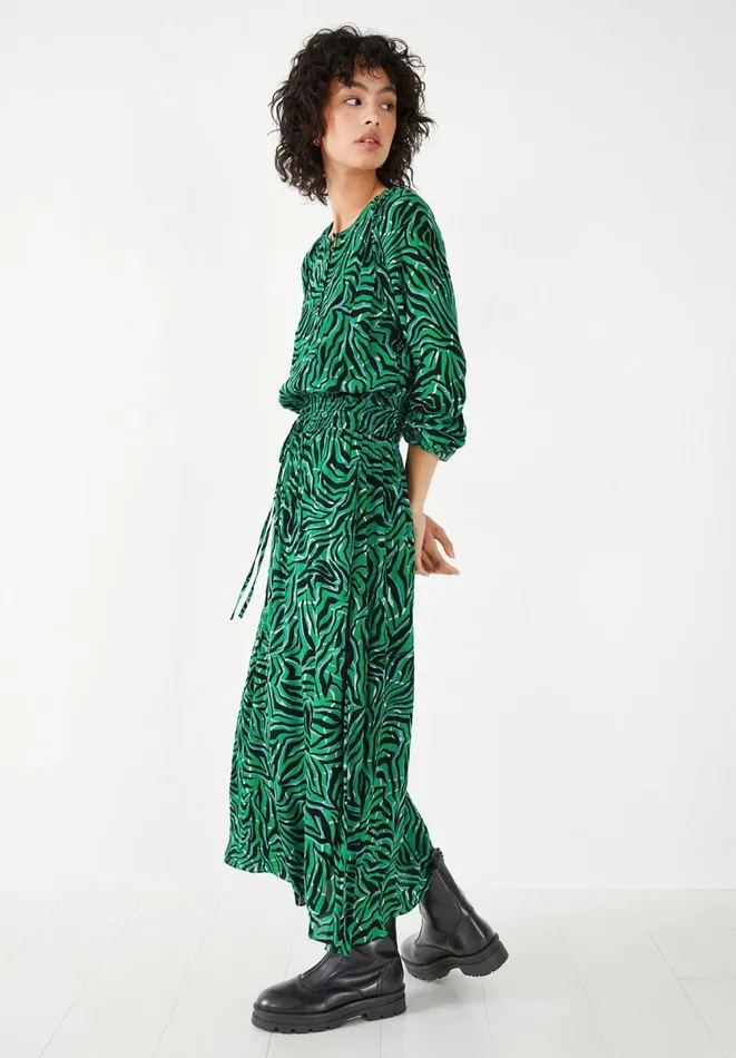Hush Dresses Women Madelyn Midi Dress Bright Zebra Green Hush Dresses Women Madelyn Midi Dress Bright Zebra Green
