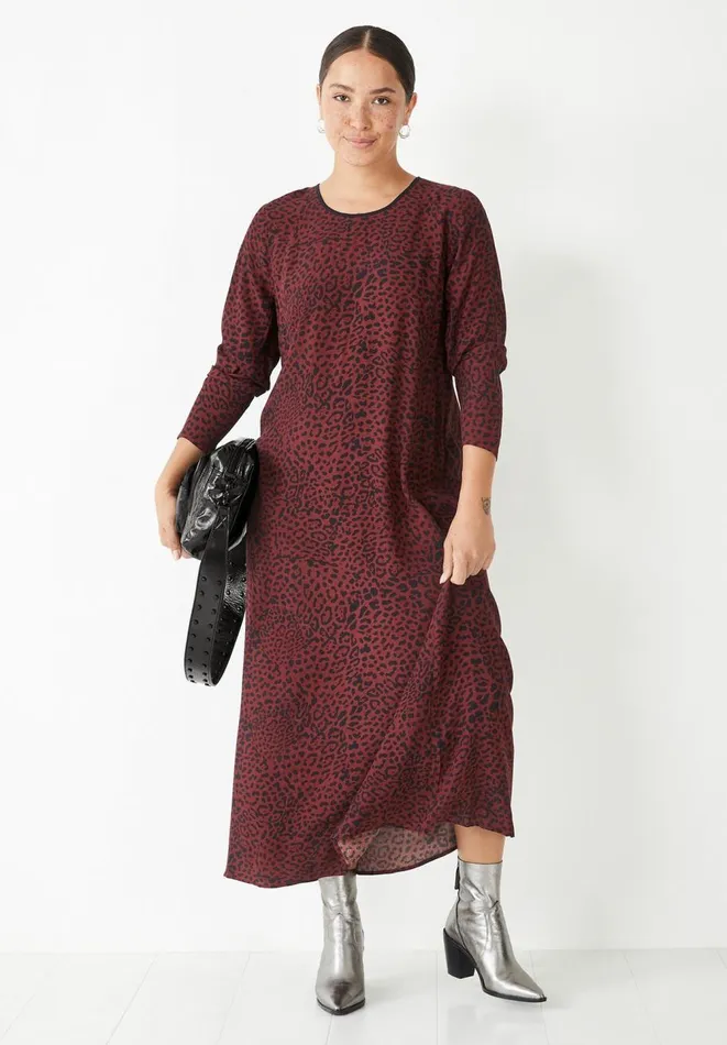 Hush Dresses Women Roxy Midi Dress Contrast Leopard Burgundyblack Hush Dresses Women Roxy Midi Dress Contrast Leopard Burgundyblack