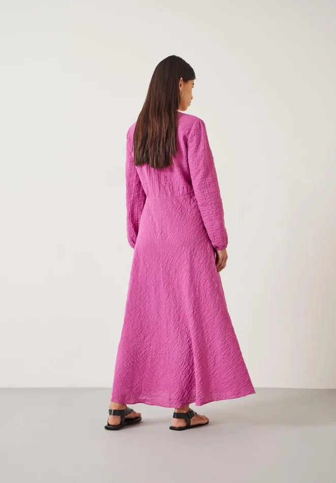 Hush Dresses Women Venus Relaxed Volume Maxi Dress Fuchsia Hush Dresses Women Venus Relaxed Volume Maxi Dress Fuchsia