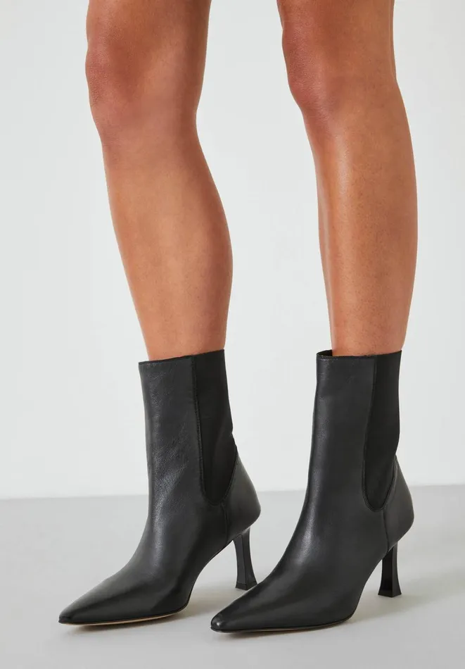 Hush Heels Women Leather Chelsea Stiletto Boots Black