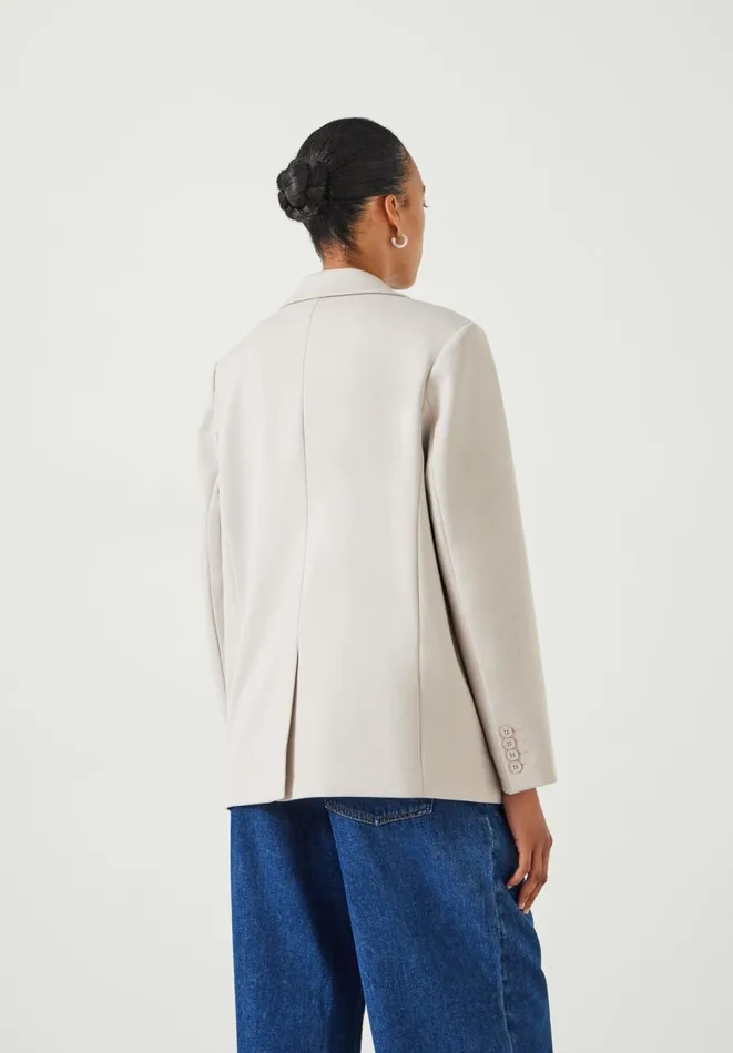 Hush Jackets and Coats Women Eliza Relaxed Double Breasted Blazer Neutral Hush Jackets and Coats Women Eliza Relaxed Double Breasted Blazer Neutral