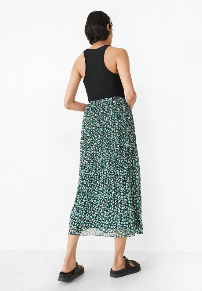 Hush Skirts Women Mavis Pleated Midi Skirt Mini Daisy Black Hush Skirts Women Mavis Pleated Midi Skirt Mini Daisy Black