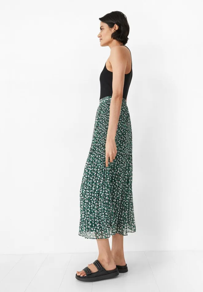 Hush Skirts Women Mavis Pleated Midi Skirt Mini Daisy Black Hush Skirts Women Mavis Pleated Midi Skirt Mini Daisy Black
