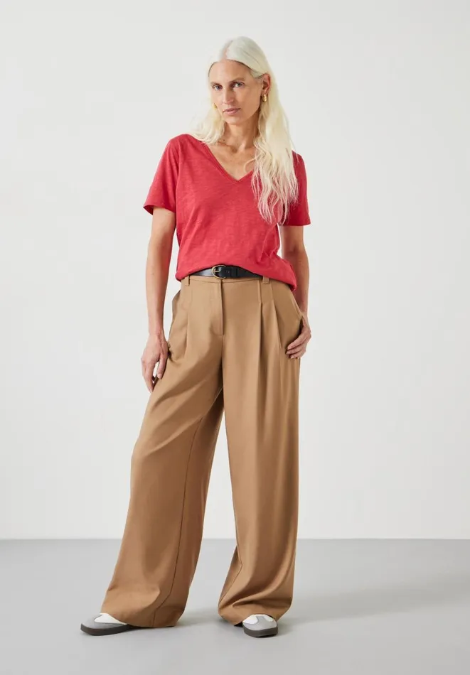 Hush Tops and Tshirts Women Kali Cotton Slub VNeck TShirt Dusty Red