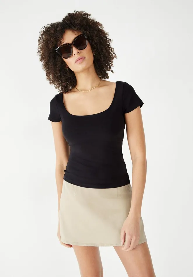 Hush Tops and Tshirts Women Scoop Neck Slim TShirt Black