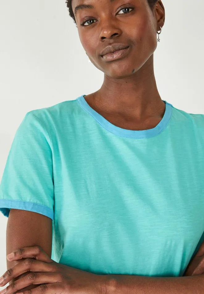 Hush Tops and Tshirts Women Tiera Contrast Trim TShirt Spearmint Ocean Hush Tops and Tshirts Women Tiera Contrast Trim TShirt Spearmint Ocean
