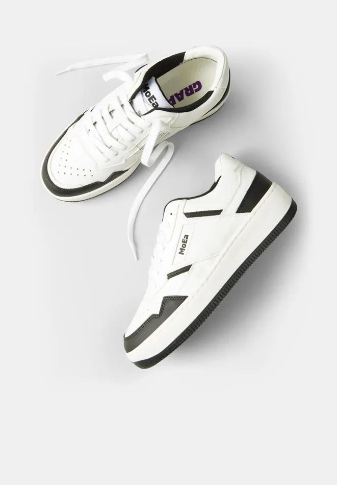 Hush Trainers Women MoEa GN131 Trainer Black and White
