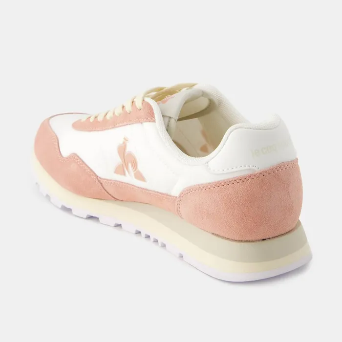 Le Coq Sportif Shoes ASTRA2 W Optical White Rose Tan Women Trainers And Sneakers Le Coq Sportif Shoes ASTRA2 W Optical White Rose Tan Women Trainers And Sneakers