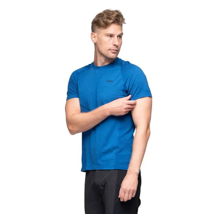 Men Bergans Of Norway TShirts InnerLight Tee Dusty Space Blue