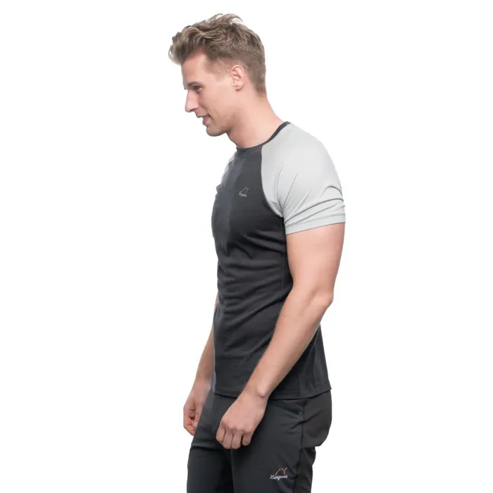 Men Bergans Of Norway TShirts Y Lightline Merino Tee Dark Shadow Grey Pearl Grey
