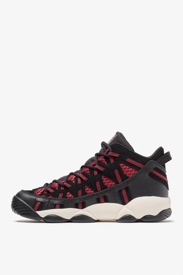 Men Sneakers Fila Stackhouse Spaghetti Paracord 602 Tibetan Redblackgardenia Men Sneakers Fila Stackhouse Spaghetti Paracord 602 Tibetan Redblackgardenia