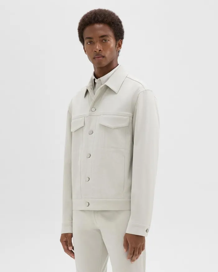 Men Theory Outerwear River Trucker Jacket In Neoteric Twill Limestone