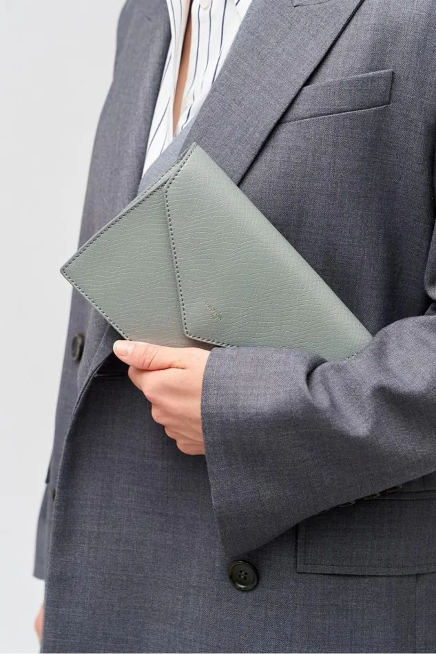 Oroton Clutches Women Mia Texture Clutch Grey Flannel