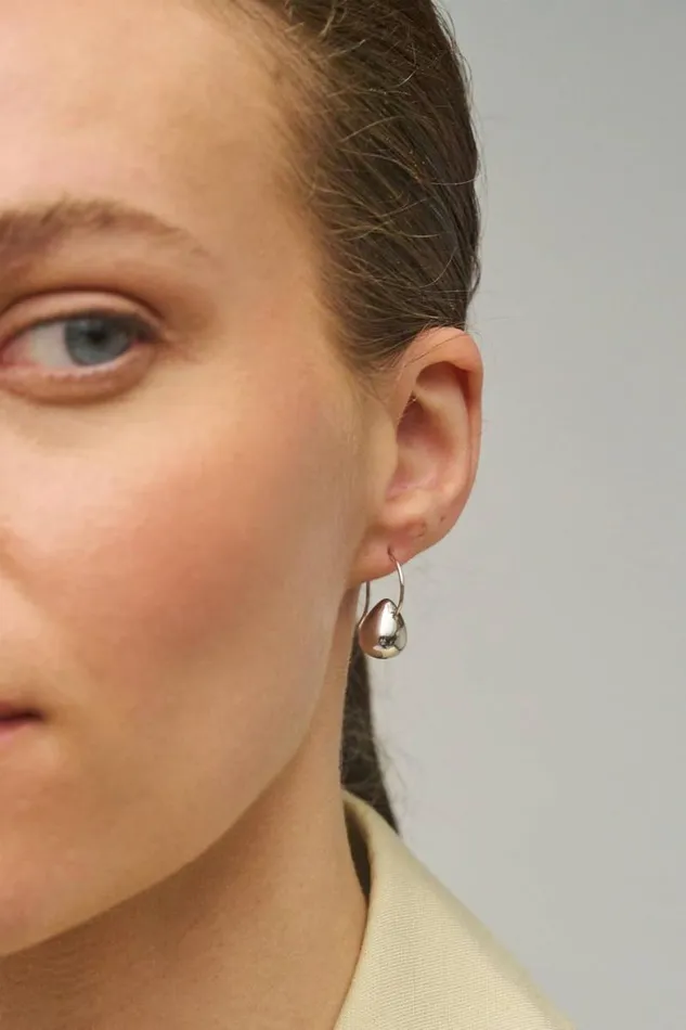 Oroton Earrings Jewellery Bonnie Tear Drop Bead Earrings Silver