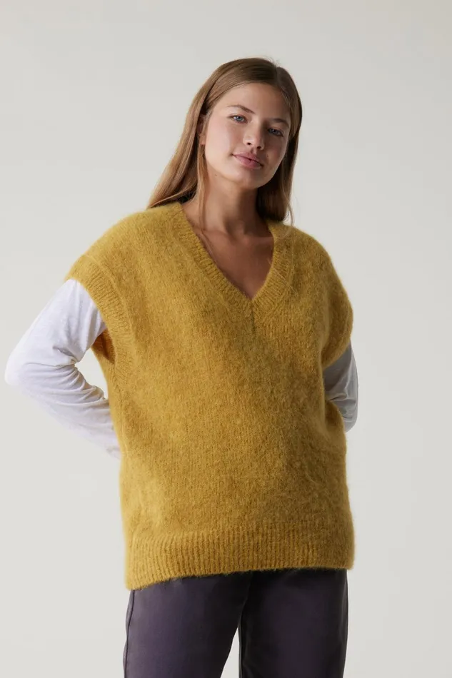 Pulls and Vests Women Leon and Harper Mandy Plain Jumper Yellow