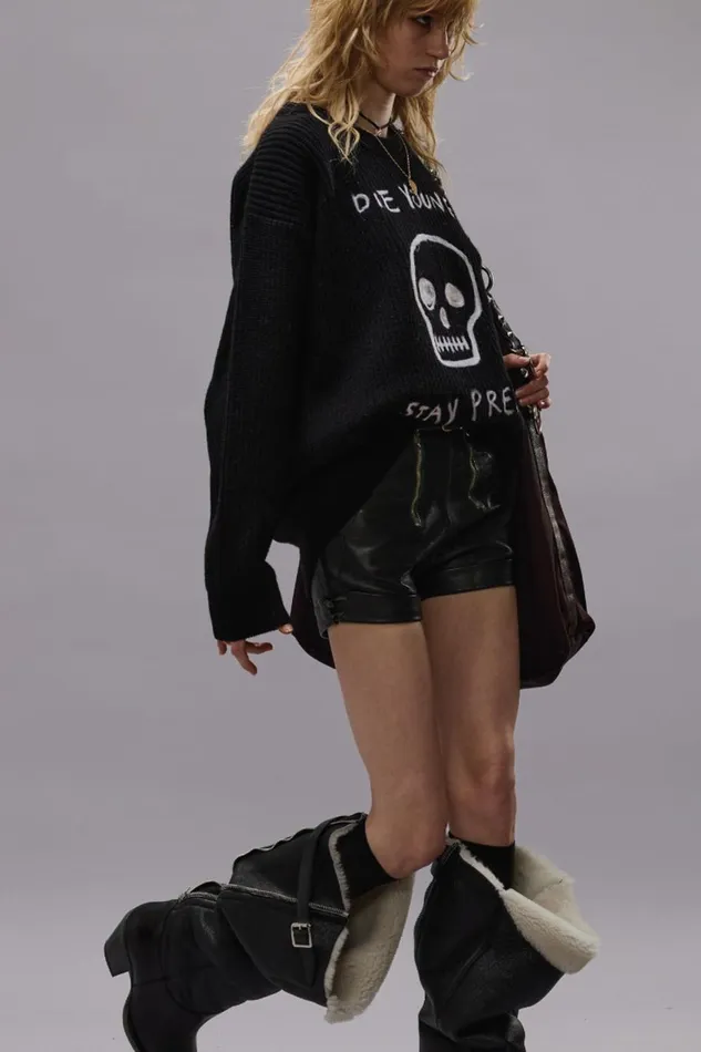 R13 Sale Women DIE YOUNG BOYFRIEND SWEATER 8211 BLACK WITH NEEDLE PUNCHED GRAPHIC