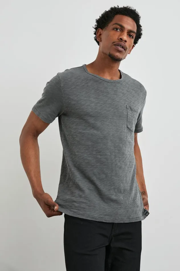 Rails TShirts and Thermals Men SKIPPER TSHIRT Washed Black