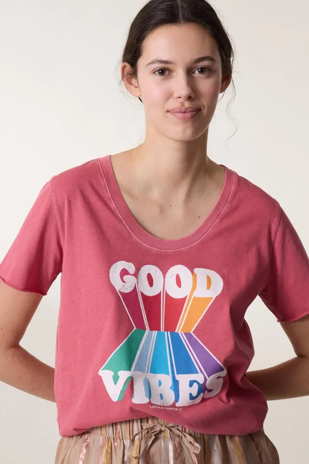 TShirts and Tops Women Leon and Harper Tizia Vibes Tshirt Coral