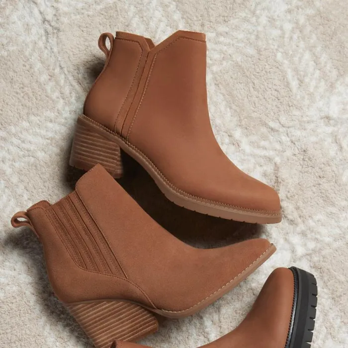 Toms Boots and Booties Hailey Ankle Boot Water Resistant Brown Sugar Nubuck Leather 8211 Women