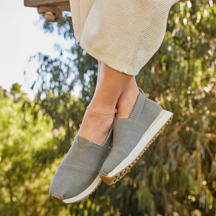 Toms Slip Ons Resident 20 Sneaker Vetiver Grey Heritage Canvas 8211 Women Toms Slip Ons Resident 20 Sneaker Vetiver Grey Heritage Canvas 8211 Women