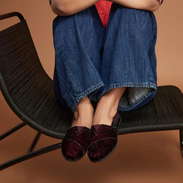 Toms TOMS Classics Alpargata Cloudbound Burgundy Jewel Velvet 8211 Women