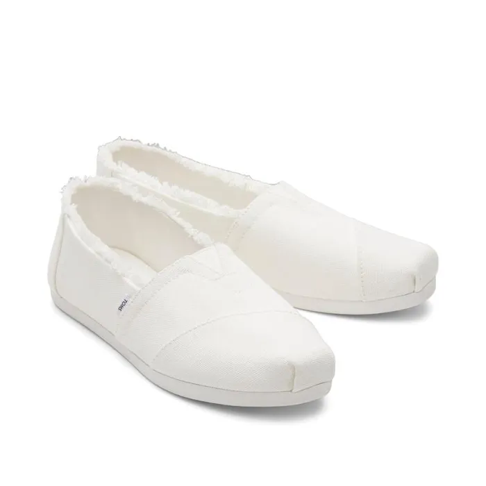 Toms TOMS Classics Alpargata Cloudbound Fringed White Canvas 8211 Women Toms TOMS Classics Alpargata Cloudbound Fringed White Canvas 8211 Women