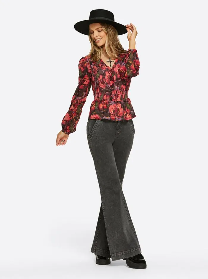 Tops Clothing Jessica Simpson Averie Top In Posy Symphony
