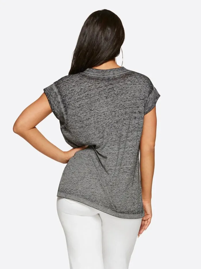 Tops Clothing Jessica Simpson Jalin Tee In Black