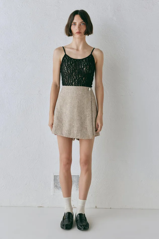 VRG GRL Cove Skort Wheat Women Skorts VRG GRL Cove Skort Wheat Women Skorts