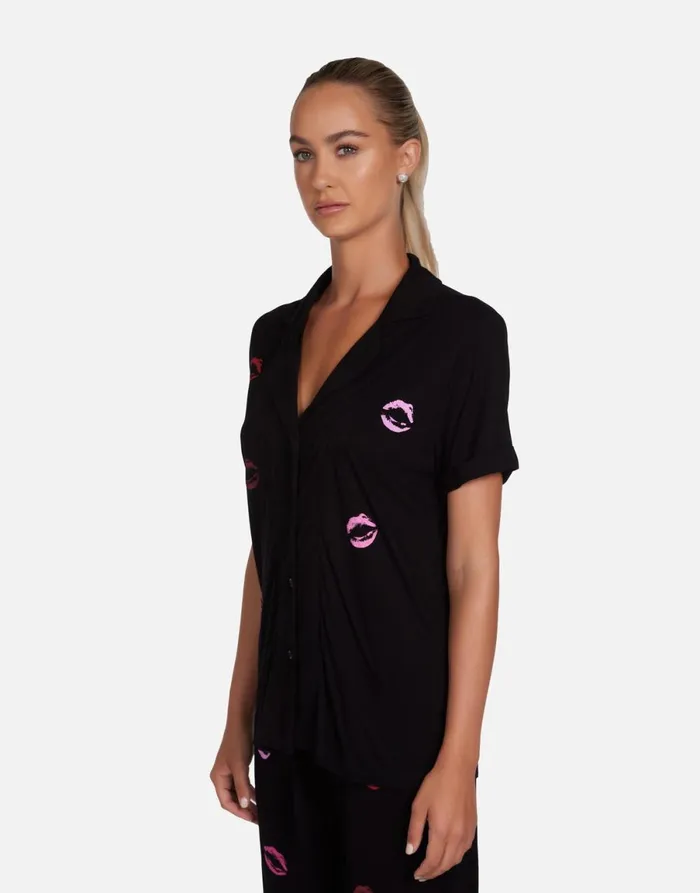 Waverly Mini Watercolor Lips Black Women039s Lauren Moshi Short Sleeve