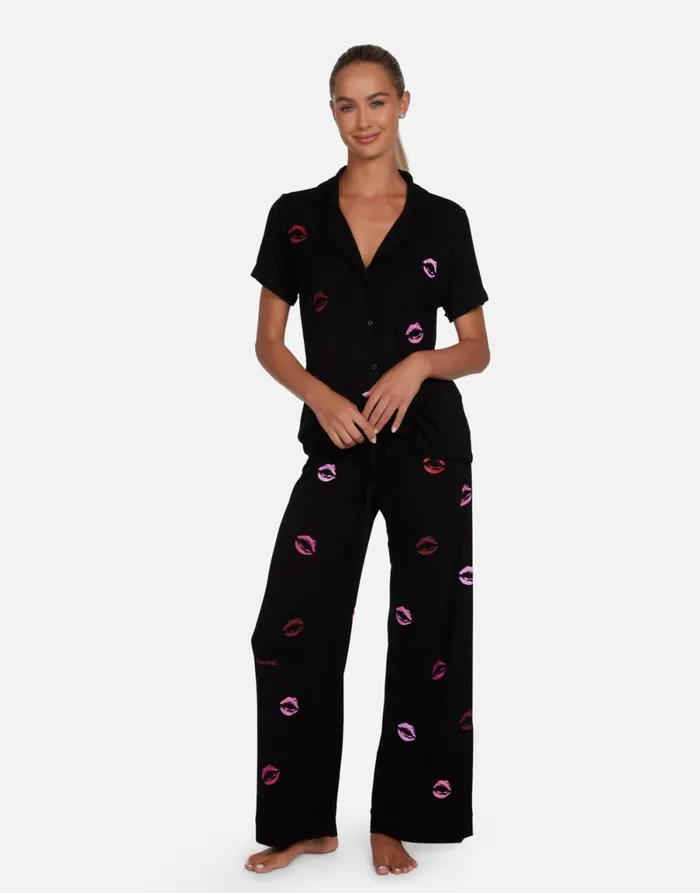 Waverly Mini Watercolor Lips Black Women039s Lauren Moshi Short Sleeve