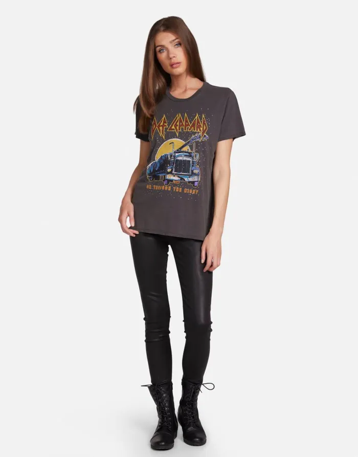 Wolf Def Leppard Truck W Crystals Pigment Black Women039s Lauren Moshi Short Sleeve