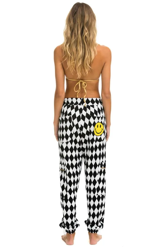 Women Bottoms Aviator Nation DIAMOND REPEAT SMILEY 2 EMBROIDERY CARGO COLOR BLOCK SWEATPANTS 8211 WHITE BLACK Women Bottoms Aviator Nation DIAMOND REPEAT SMILEY 2 EMBROIDERY CARGO COLOR BLOCK SWEATPANTS 8211 WHITE BLACK