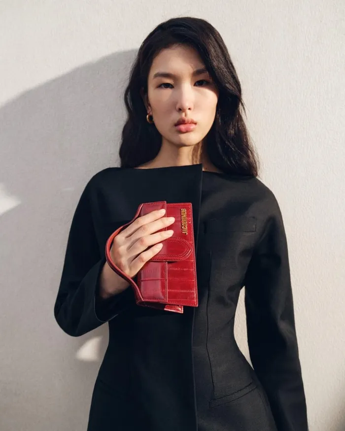 Women Crossbody and Handbags JACQUEMUS The Bambino Dark Red Women Crossbody and Handbags JACQUEMUS The Bambino Dark Red